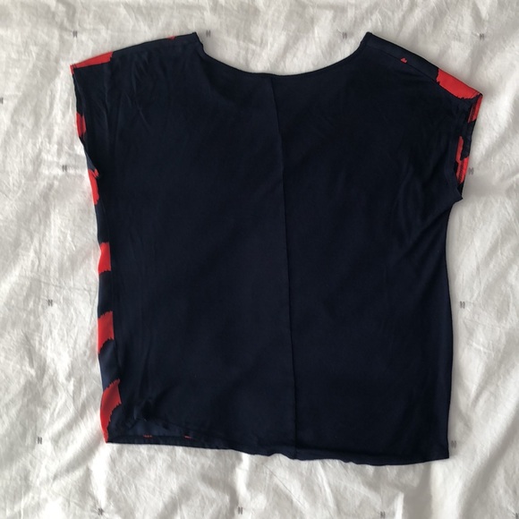 BELLA D blouse size L fits small - Picture 2 of 2